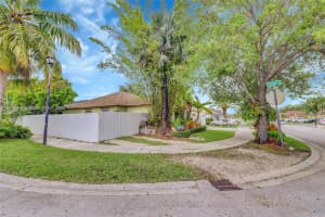 14415 SW 159th Ter, Miami, FL 33177 - MLS#A11873346