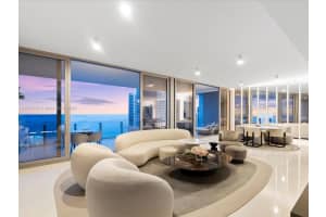 300 Biscayne Boulevard Way 4502e, Miami