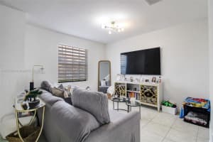 8936 W 35th Ln, Hialeah, FL 33018 - MLS#A11873380