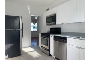 7207 Bay Dr 14, Miami Beach, FL 33141 - MLS#A11873390