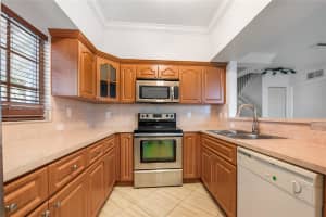 410 NW 20th St 5, Miami, FL 33127 - MLS#A11873406