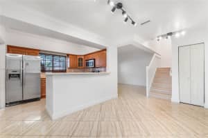 410 NW 20th St 5, Miami, FL 33127 - MLS#A11873406