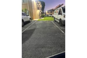 6675 W 26th Ct 23-9, Hialeah