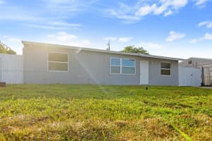 1481 SW 49th Ave, Fort Lauderdale, FL 33317 - MLS#A11873426