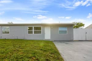 1481 SW 49th Ave, Fort Lauderdale, FL 33317 - MLS#A11873426