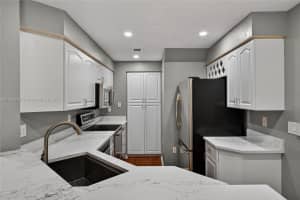 1900 Oceanwalk Ln 109, Lauderdale By The Sea, FL 33062 - MLS#A11873445
