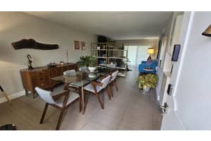 1631 NE 114th St 109, Miami, FL 33181 - MLS#A11873457