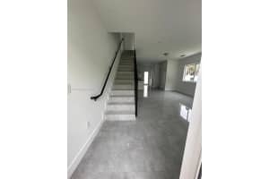 723 NW 19th Ave B, Fort Lauderdale, FL 33311 - MLS#A11873458