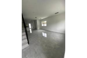 723 NW 19th Ave B, Fort Lauderdale, FL 33311 - MLS#A11873458