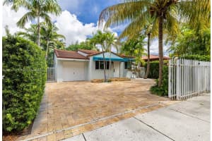 1711 SW 18th St, Miami, FL 33145 - MLS#A11873473