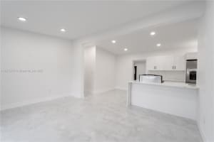 4041 NE 15th Ter, Pompano Beach, FL 33064 - MLS#A11873477