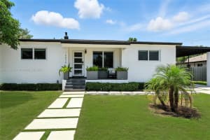 16830 NE 6th Ct, North Miami Beach, FL 33162 - MLS#A11873515