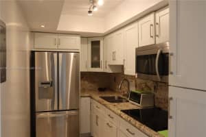4705 NW 7th St 404-7, Miami, FL 33126 - MLS#A11873528