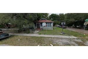 105 NW 58th St, Miami, FL 33127 - MLS#A11873546