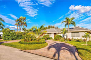 5740 NE 19th Ave, Fort Lauderdale, FL 33308 - MLS#A11873547