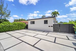 621 SW 33RD AVENUE, Miami, FL 33135 - MLS#A11873548