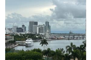 540 Brickell Key Dr 1002, Miami