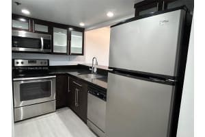 540 BRICKELL KEY DR 1002, Miami, FL 33131 - MLS#A11873553