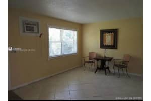 332 SW 15th St 1-2, Dania Beach, FL 33004 - MLS#A11873560