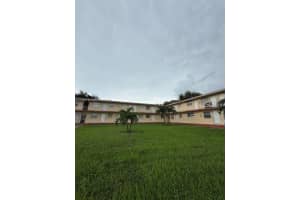 2551 Nw 13th St 10, Miami 2551 Nw 13th St 10, Miami