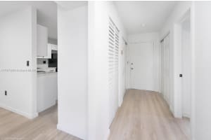 12215 W Dixie Hwy 205, North Miami, FL 33161 - MLS#A11873569