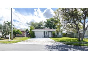 116 NW 6th Ave, Dania Beach, FL 33004 - MLS#A11873602