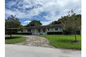 17071 SW 85th Ave, Palmetto Bay, FL 33157 - MLS#A11873608