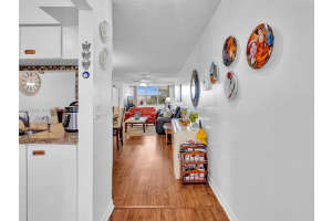 2524 NW 104th Ave 308, Sunrise, FL 33322 - MLS#A11873651
