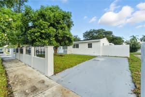 2981 NW 174th St, Miami Gardens, FL 33056 - MLS#A11873686