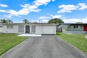 9480 Nw 24th Pl, Sunrise