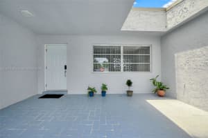 9480 NW 24th Pl, Sunrise, FL 33322 - MLS#A11873706