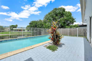 9480 NW 24th Pl, Sunrise, FL 33322 - MLS#A11873706