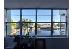 2741 Taft St 305, Hollywood, FL 33020 - MLS#A11873708