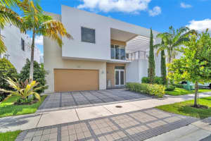 7457 NW 101st Ave, Doral, FL 33178 - MLS#A11873713