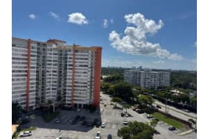1301 NE Miami Gardens Dr 1221W, Miami, FL 33179 - MLS#A11873723