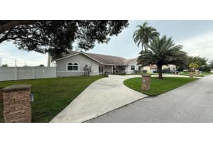 10700 SW 139th Rd, Miami, FL 33176 - MLS#A11873725