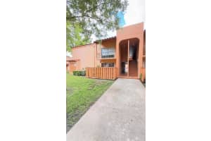7121 Miami Lakes Dr Q8, Miami Lakes