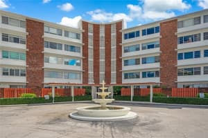 1700 Ne 105th St 505, Miami Shores