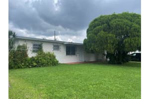 4212 Sw 98th Ave, Miami