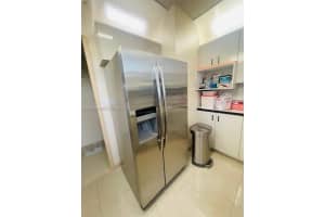 8441 Forest Hills Dr 204, Coral Springs, FL 33065 Sold 11/06/25