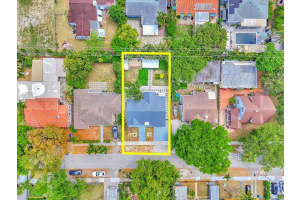 876 NE 81st St, Miami, FL 33138 - MLS#A11873792
