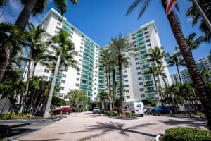 MLS# A11873818, Hollywood, Florida 33019