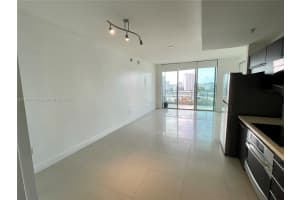 90 SW 3rd St 1809, Miami, FL 33130 - MLS#A11873819