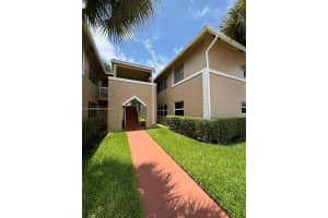 824 Twin Lakes Dr 18-f, Coral Springs