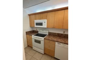 824 Twin Lakes Dr 18-F, Coral Springs, FL 33071 - MLS#A11873840