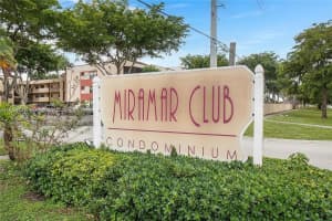 3399 Foxcroft Rd 108, Miramar, FL 33025 - MLS#A11873883