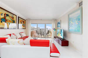 1980 S Ocean Dr 22L, Hallandale Beach, FL 33009 - MLS#A11873925