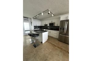 1200 N Fort Lauderdale Beach Blvd 605, Fort Lauderdale, FL 33304 - MLS#A11873941