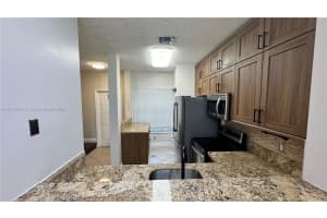 443 SW 122nd Ter, Pembroke Pines, FL 33025 - MLS#A11873942
