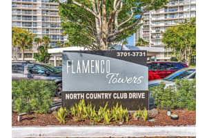 3701 N Country Club Dr Ph07, Aventura